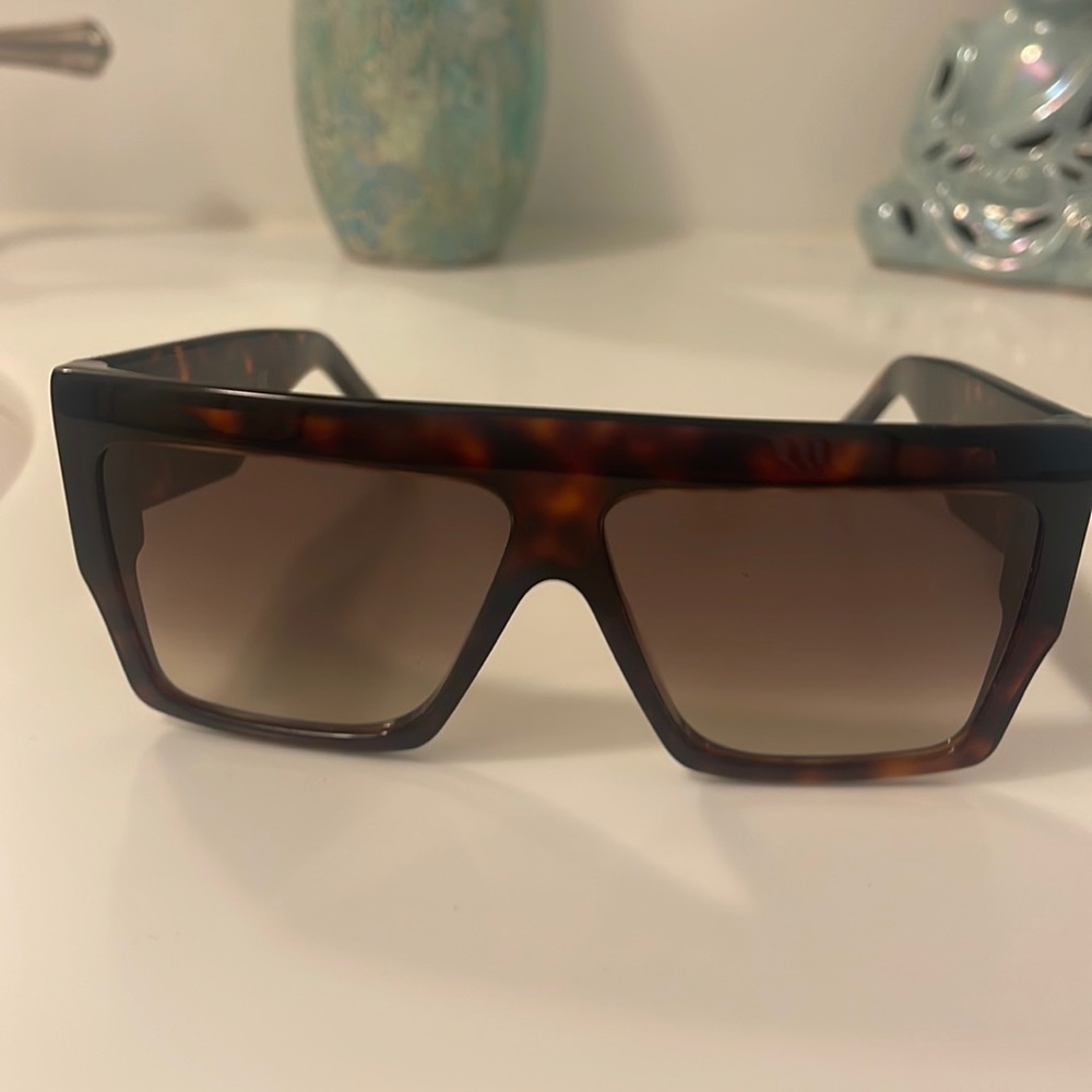 AUTHENTIC. Celine Havana sunglasses. Brown gradient. Use once . No scratches.